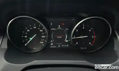 Land Rover Range-Rover Evoque 2018 2.0 гидро в Москве № 1013524, миниатюра 8