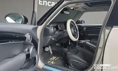 Mini Cooper 2021 1.5 гидро в Москве № 1013728, миниатюра 12
