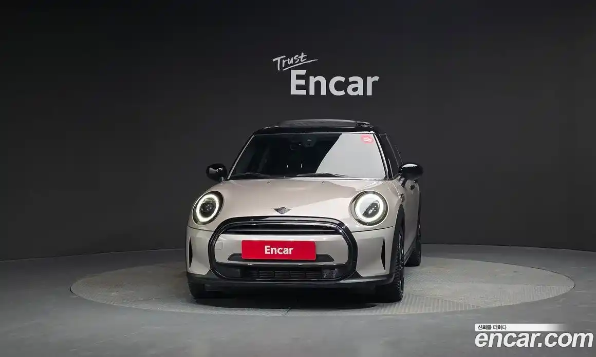 Mini Cooper 2021 1.5 гидро в Москве № 1013728, фото 3