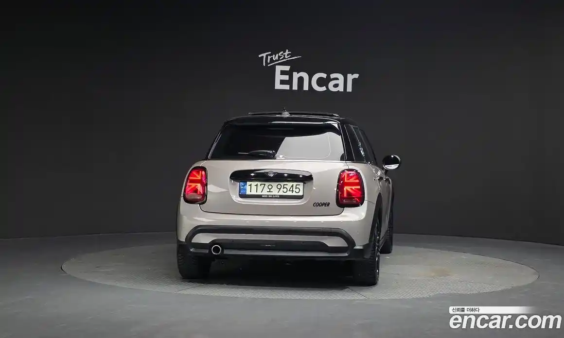 Mini Cooper 2021 1.5 гидро в Москве № 1013728, фото 4