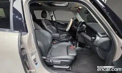 Mini Cooper 2021 1.5 гидро в Москве № 1013728, миниатюра 10
