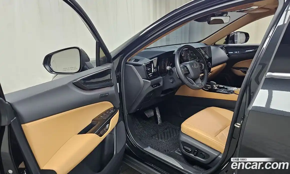 Lexus NX 2025 2.5 гидро в Москве № 1014392, фото 10