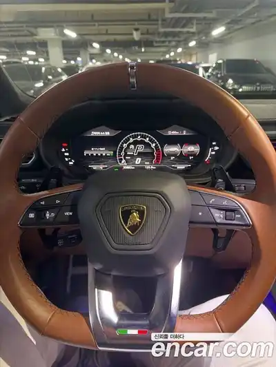 Lamborghini Urus 2022 4.0 гидро в Москве № 1015979, миниатюра 7