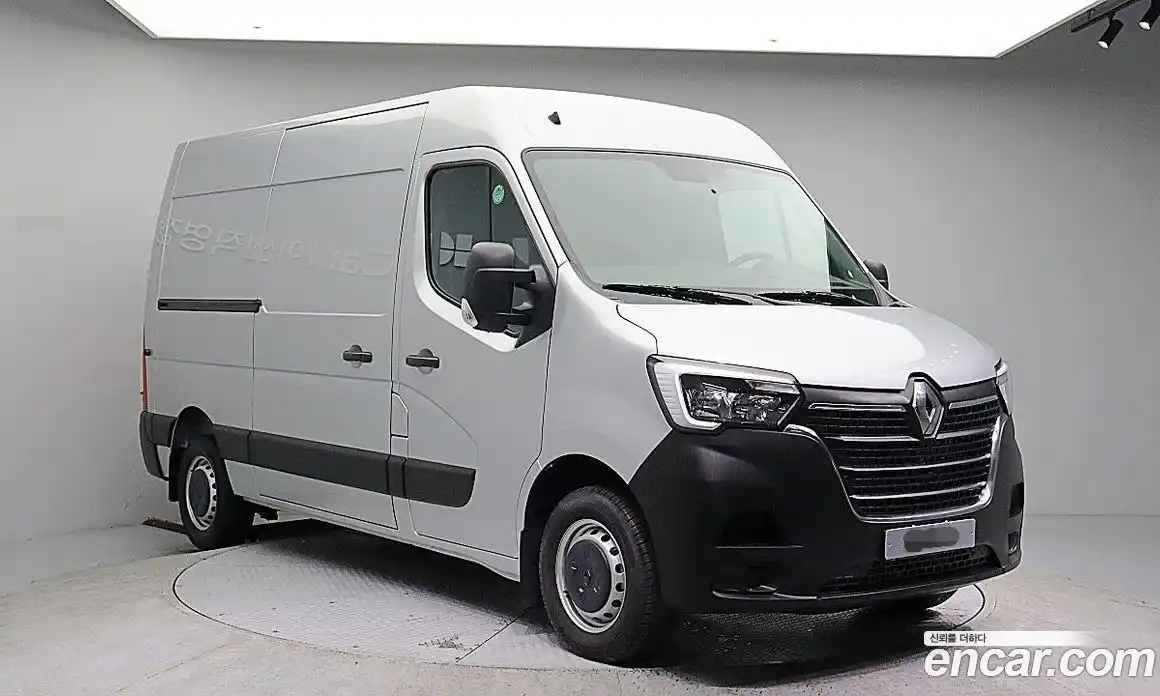 Renault Master 2024 2.3 Механическая в Москве № 1068357, фото 3