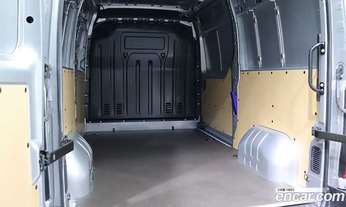 Renault Master 2024 2.3 Механическая в Москве № 1068357, фото 5