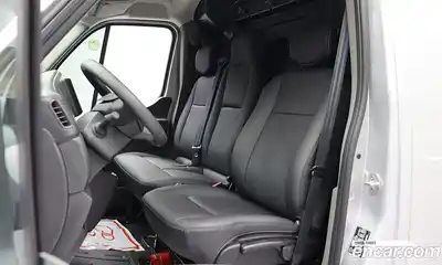 Renault Master 2024 2.3 Механическая в Москве № 1068357, миниатюра 8