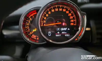 Mini Cooper 2020 1.5 гидро в Москве, миниатюра 6