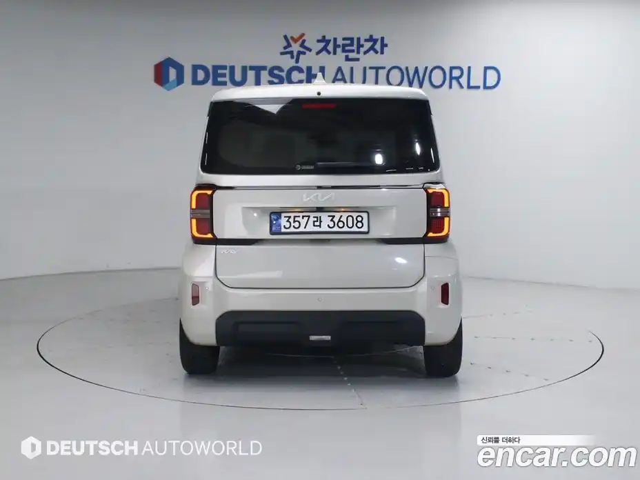 Kia Ray 2023 1.0 Автомат в Москве № 1078570, фото 4