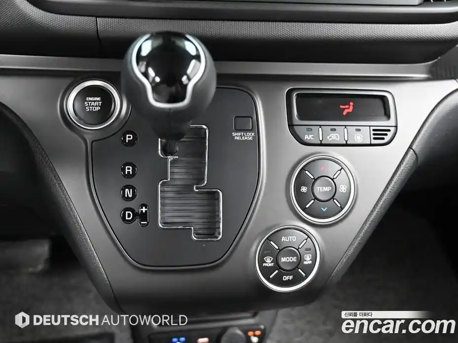 Kia Ray 2023 1.0 Автомат в Москве № 1078570, фото 9