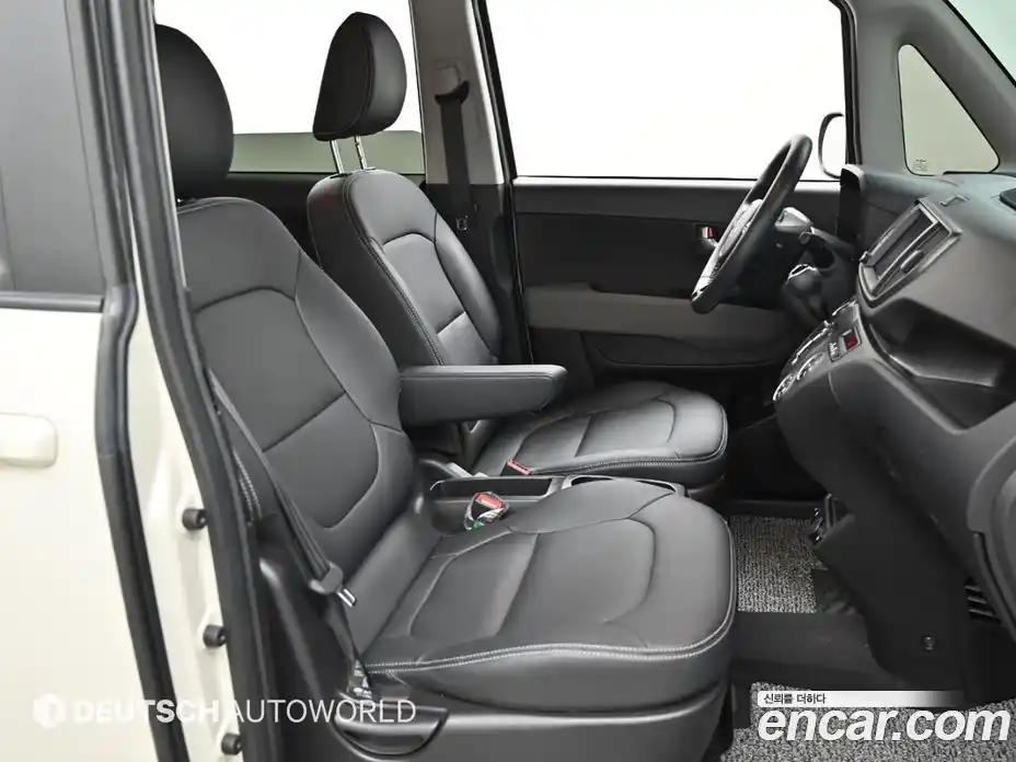 Kia Ray 2023 1.0 Автомат в Москве № 1078570, фото 10