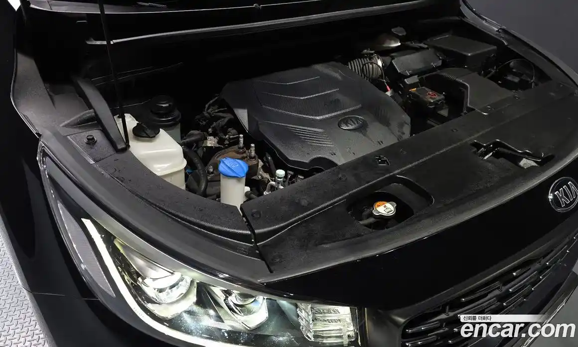 Kia Canival 2018 3.3 Автомат в Москве № 1079266, фото 6