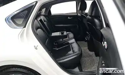 Kia K3 2022 1.6 Автомат в Москве № 1079289, миниатюра 11