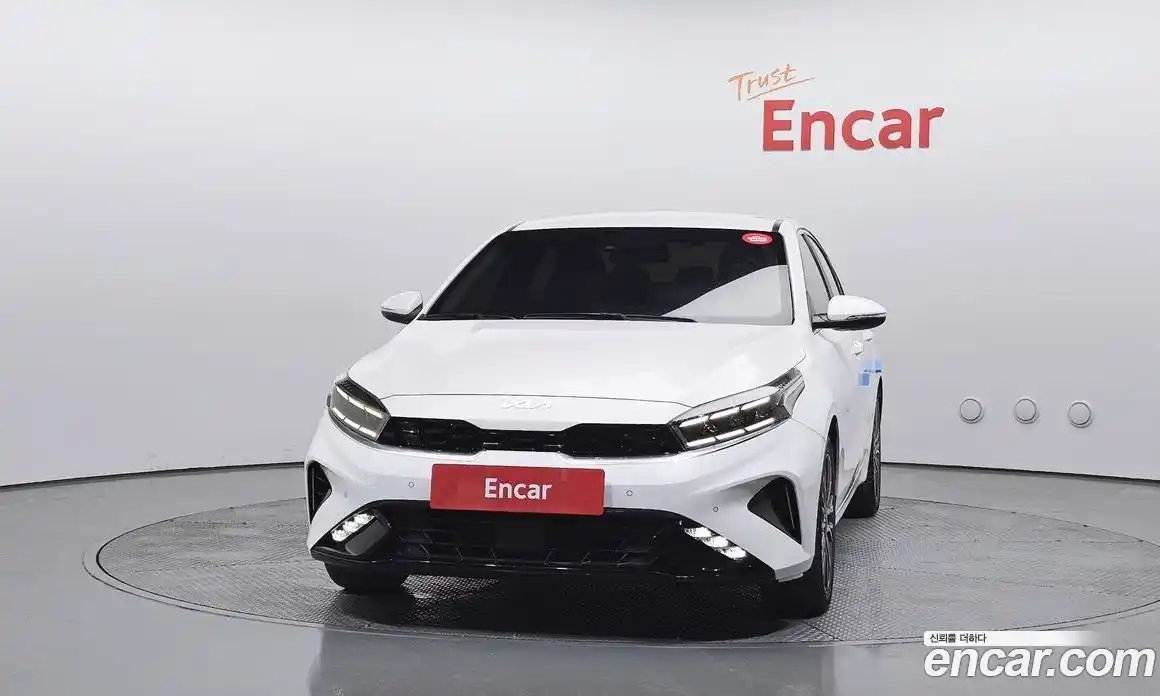 Kia K3 2022 1.6 Автомат в Москве № 1079289, фото 3