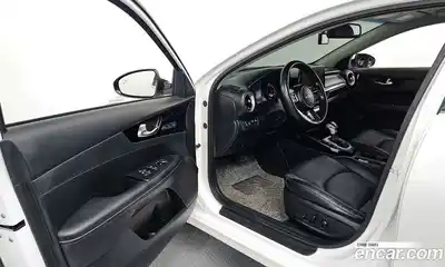 Kia K3 2022 1.6 Автомат в Москве № 1079289, миниатюра 10