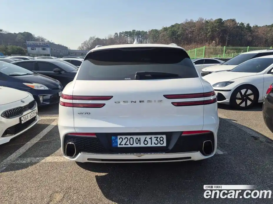 Genesis GV70 2022 2.5 Автомат в Москве № 1079408, фото 4