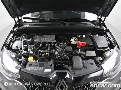 Renault Arkana 2025 1.6 Автомат в Москве № 1081601, миниатюра 6