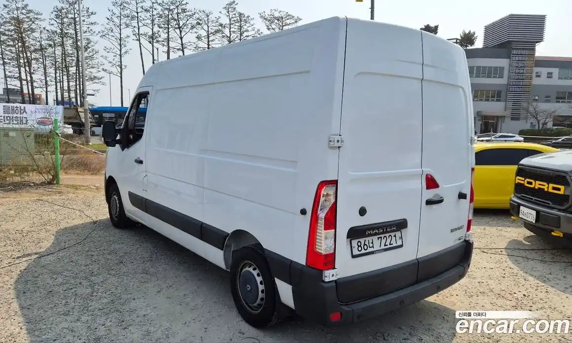 Renault Master 2020 2.3 Механическая в Москве № 1081658, фото 6