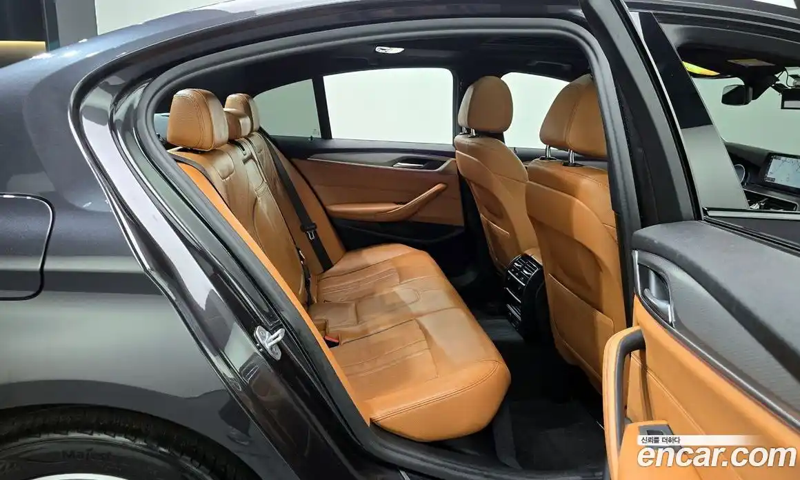 BMW 5-Series 2017 2.0 Автомат в Москве № 1082894, фото 12