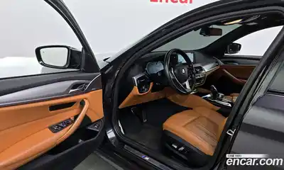 BMW 5-Series 2017 2.0 Автомат в Москве № 1082894, миниатюра 10