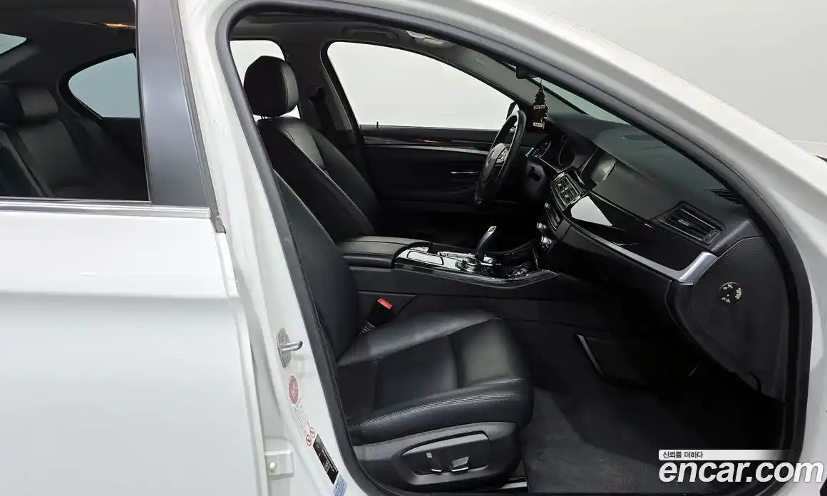 BMW 5-Series 2013 2.0 Автомат в Москве № 1082897, фото 11