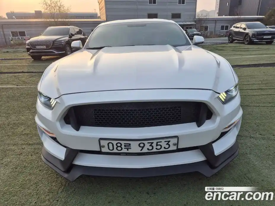 Ford Mustang 2017 2.3 гидро в Москве № 1086033, фото 3
