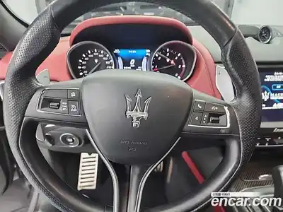 Maserati Levante 2017 3.0 гидро в Москве № 1086157, миниатюра 9