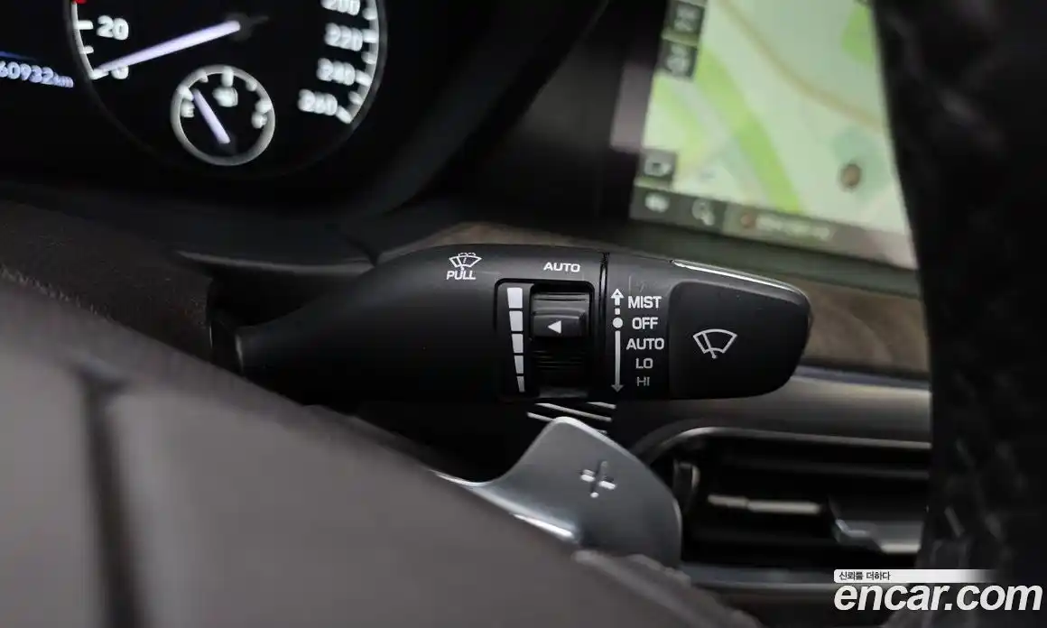 Genesis G90 2018 3.3 гидро в Москве № 118488, фото 15