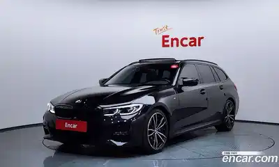 BMW 3-Series, 2022