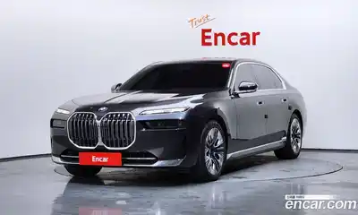 BMW 7-Series, 2023