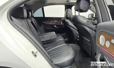 Mercedes-Benz E-Class 2020 2.0 гидро в Москве № 161411, миниатюра 12