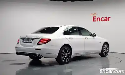 Mercedes-Benz E-Class 2020 2.0 гидро в Москве № 161411, миниатюра 2