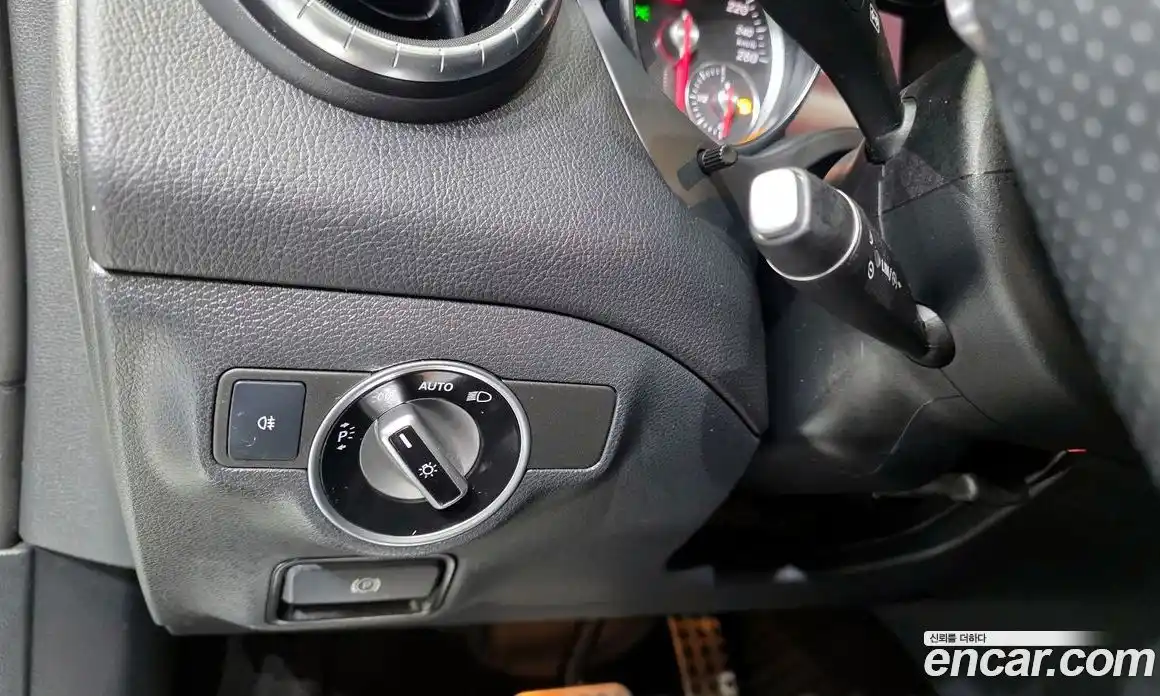 Mercedes-Benz CLA-Class 2017 2.0 гидро в Москве № 161619, фото 15