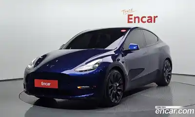 Tesla Model Y, 2022