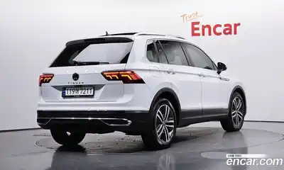 Volkswagen Tiguan 2023 2.0 гидро в Москве № 168810, миниатюра 2