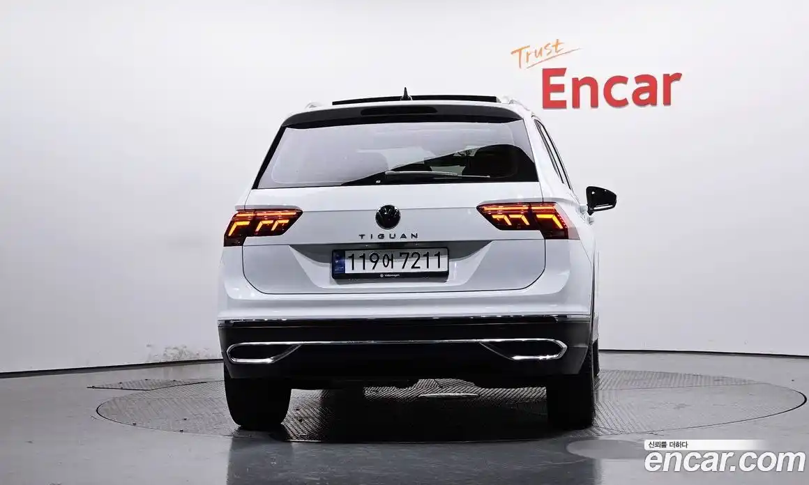 Volkswagen Tiguan 2023 2.0 гидро в Москве № 168810, фото 4