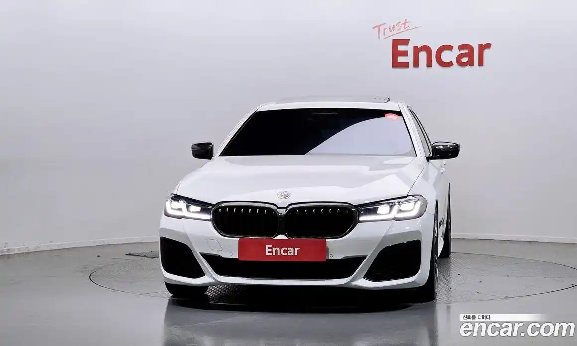 BMW 5-Series 2023 2.0 гидро в Москве № 188939, фото 3