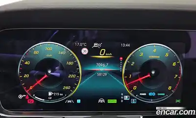 Mercedes-Benz E-Class 2021 3.0 гидро в Москве № 194049, миниатюра 8