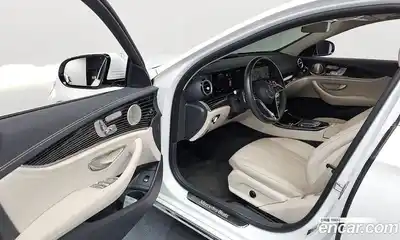 Mercedes-Benz E-Class 2021 3.0 гидро в Москве № 194049, миниатюра 10
