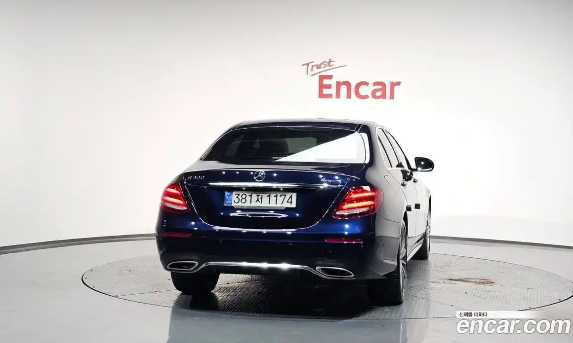 Mercedes-Benz E-Class 2018 2.0 гидро, фото 4