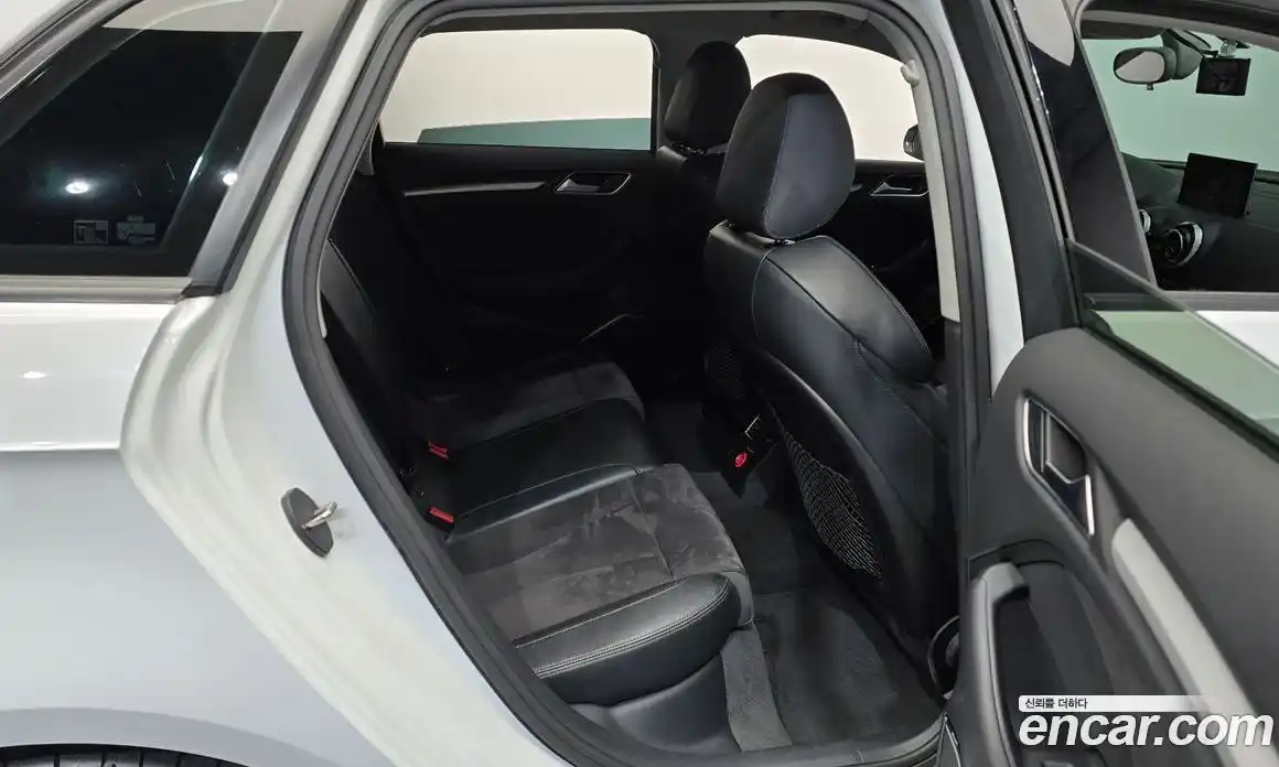 Audi A3 2015 2.0 гидро в Москве № 196504, фото 12