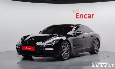 Porsche Panamera, 2020