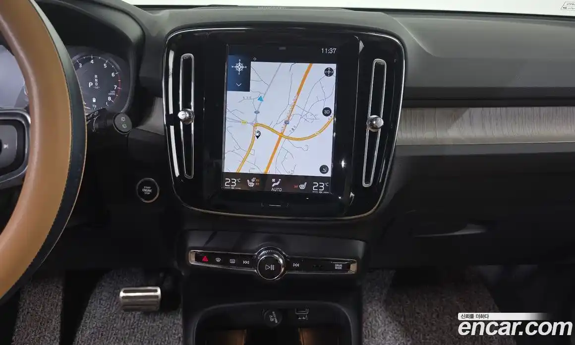 Volvo XC40 2021 2.0 гидро в Москве № 230597, фото 14