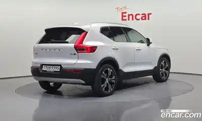 Volvo XC40 2021 2.0 гидро в Москве № 230597, миниатюра 2