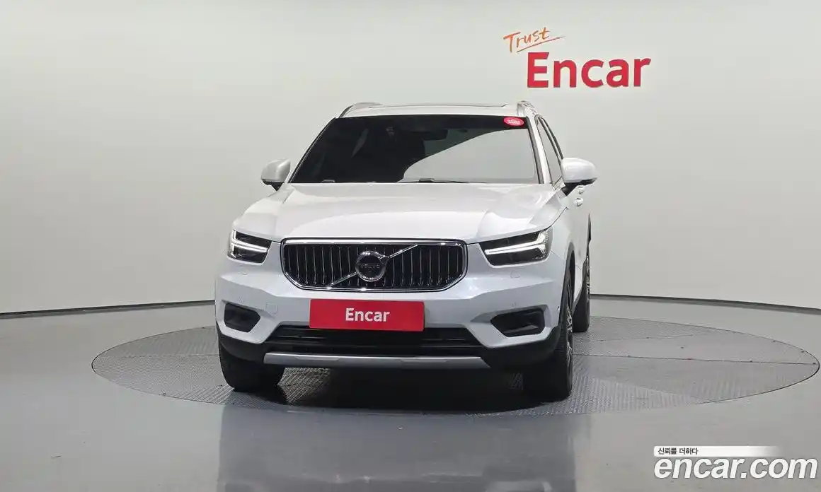 Volvo XC40 2021 2.0 гидро в Москве № 230597, фото 3