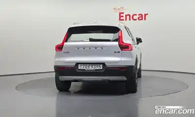 Volvo XC40 2021 2.0 гидро в Москве № 230597, миниатюра 4