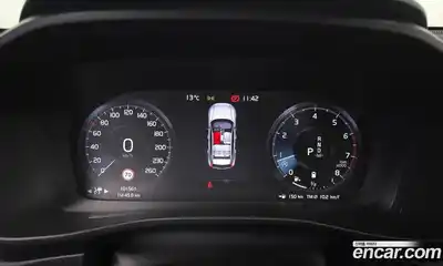 Volvo XC40 2021 2.0 гидро в Москве № 230597, миниатюра 8