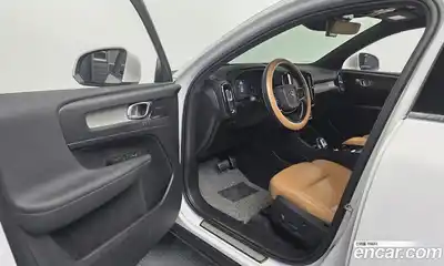 Volvo XC40 2021 2.0 гидро в Москве № 230597, миниатюра 10