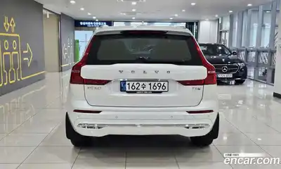 Volvo XC60 2024 2.0 гидро в Москве № 230882, миниатюра 4