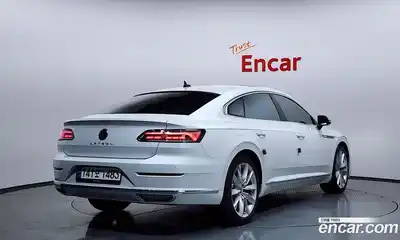 Volkswagen Arteon 2022 2.0 гидро в Москве № 232066, миниатюра 2