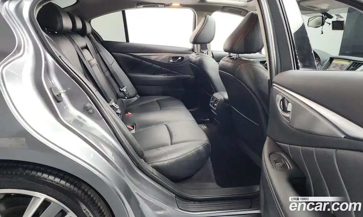 Infiniti Q50 2015 2.1 гидро в Москве № 245659, фото 12